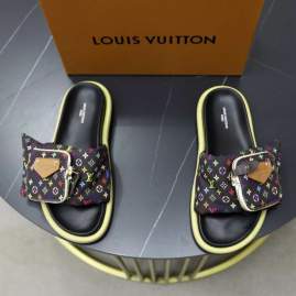 Picture of Louis Vuitton Slippers _SKULVsz35-46hnh07181192